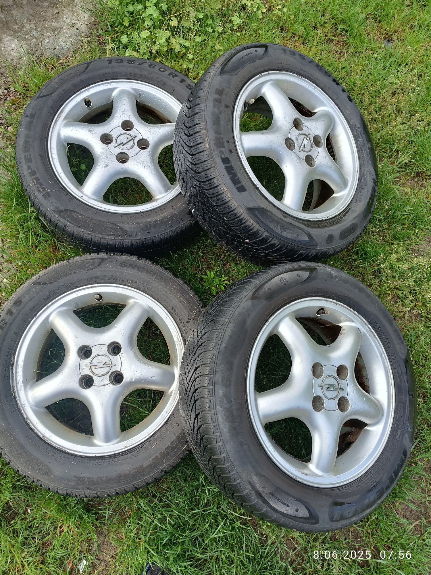 Felgi opel 15 cali z oponami 195/60 R15
