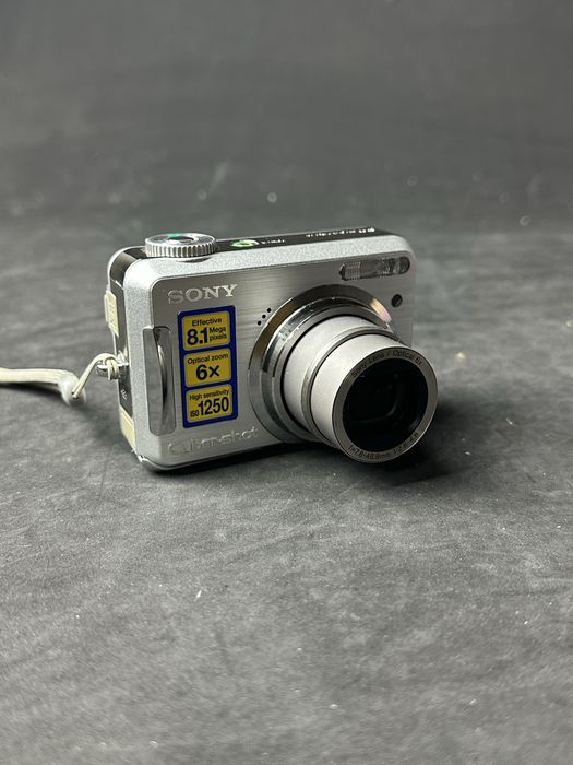 Цифровий фотоапарат Sony. В робочому стані.