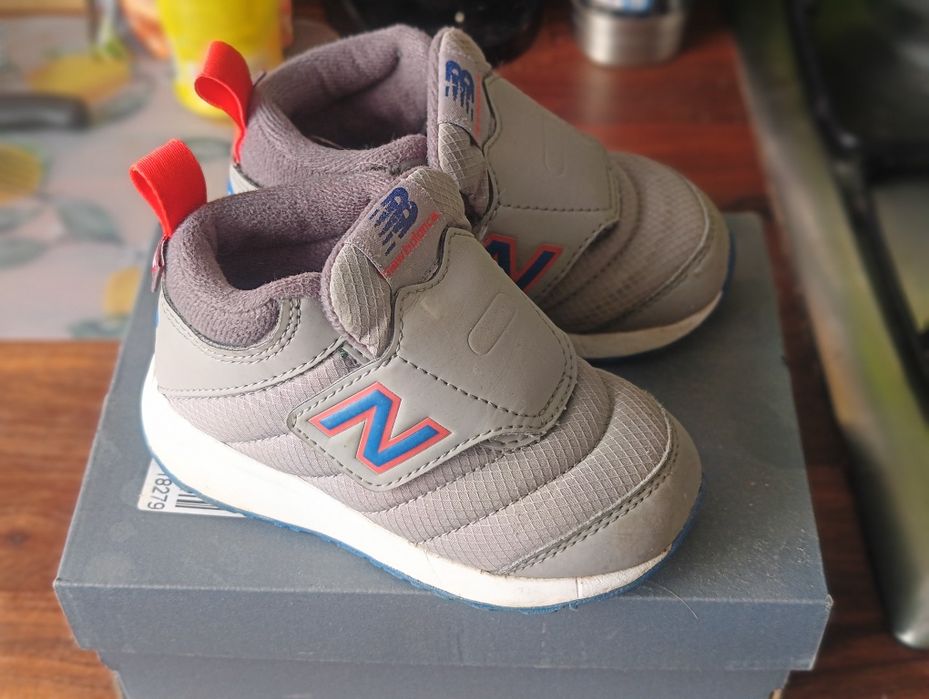 New Balance buty jesień/zima rozm 25