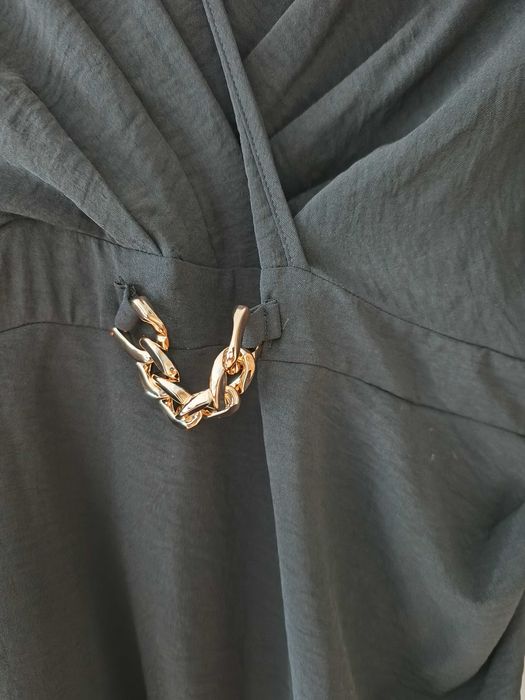 mała czarna mini krótka sukienka z długim rękawem 44XXL krótka mini