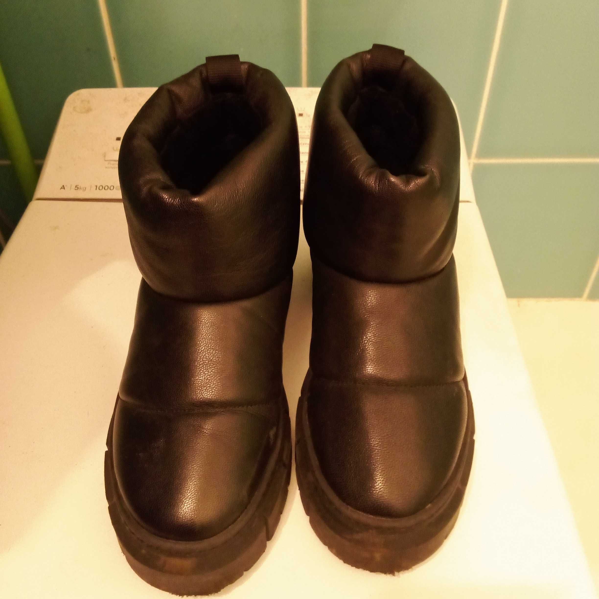 Czarne, nieprzemakalne buty męskie