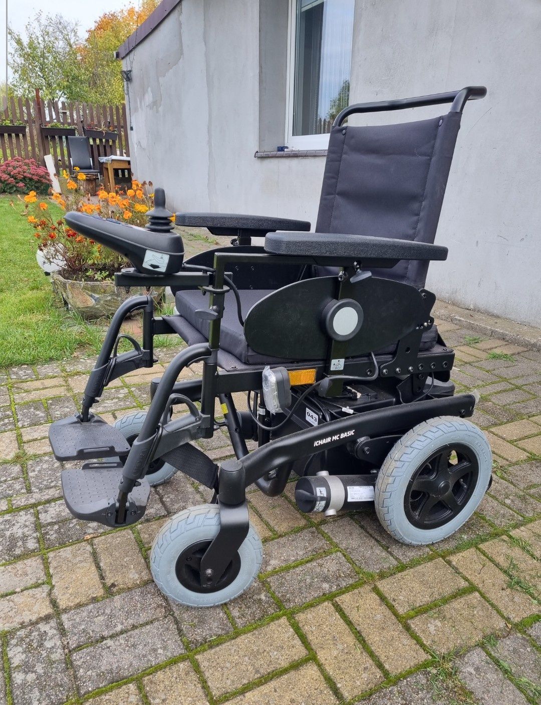 Elektryczny wózek inwalidzki firmy MEYRA