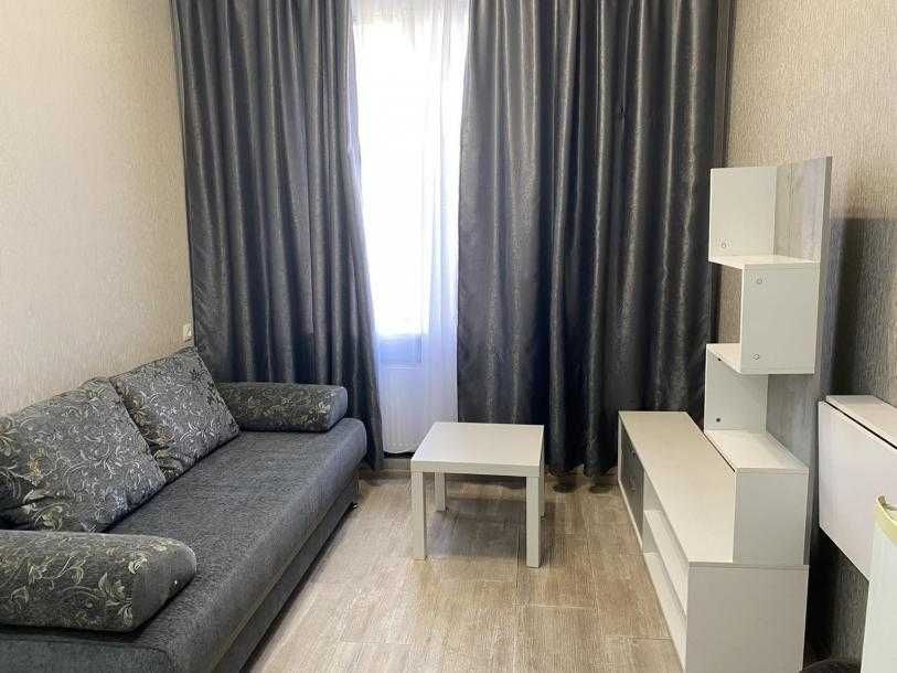 Продам гостинку с ремонтом на ХТЗ.