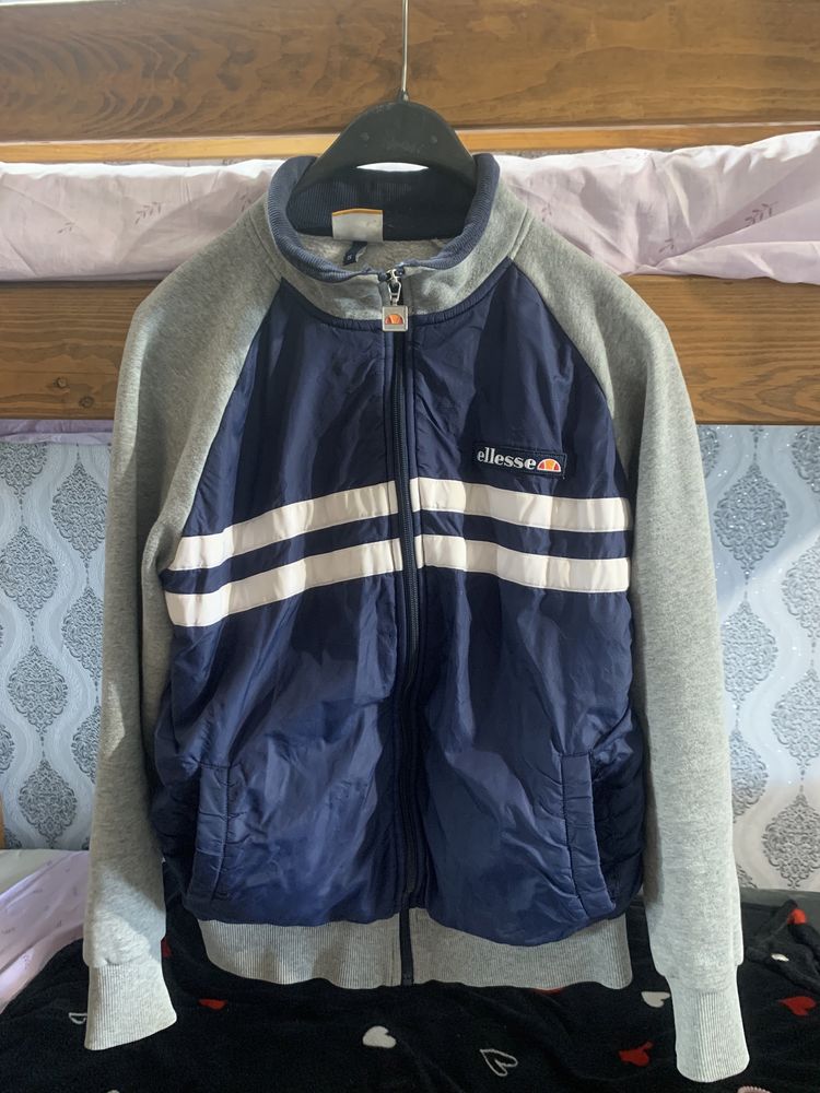 Кофта Ellesse на замку