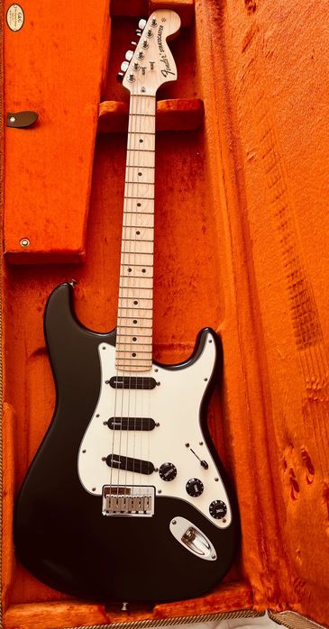Guitarra Fender Stratocaster Billy Corgan Signature