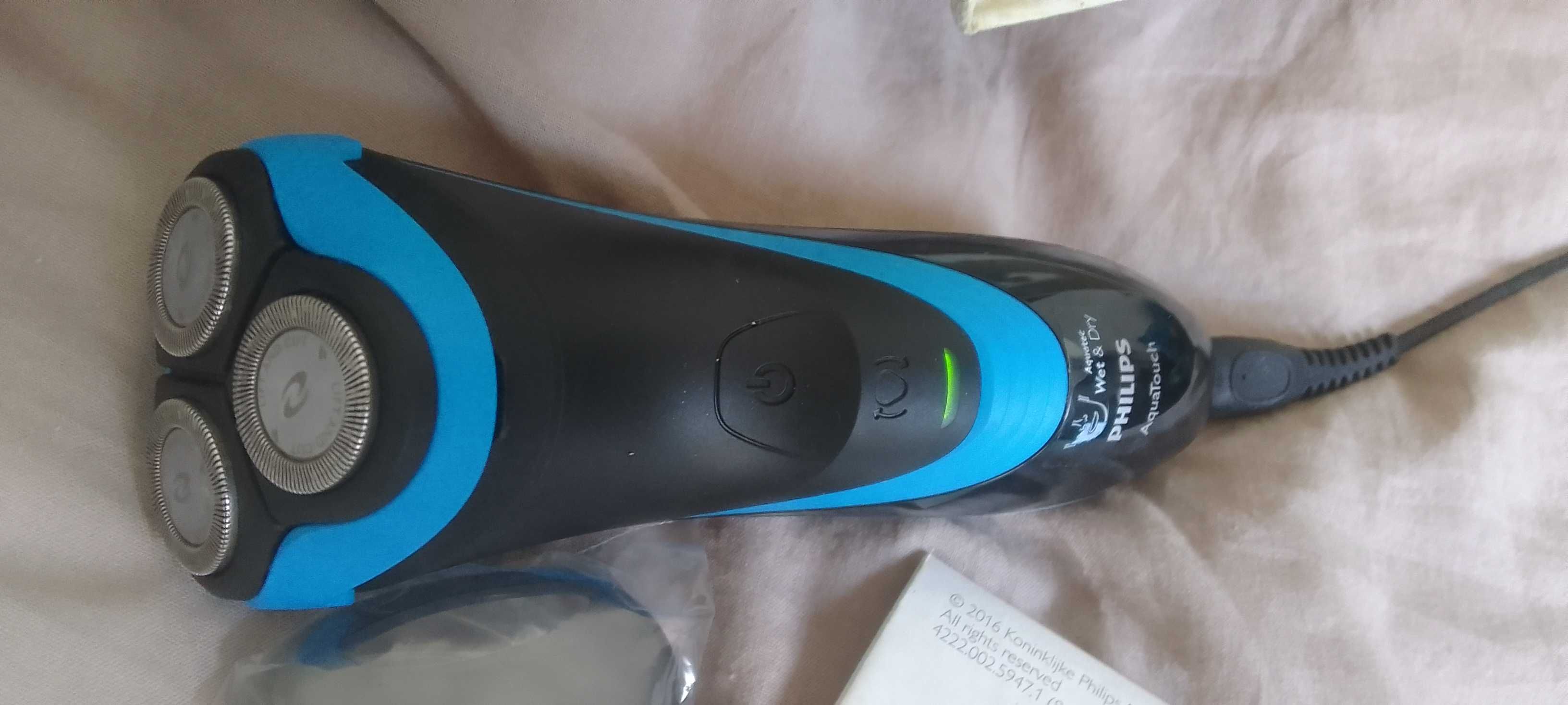 Maquina de barbear Philips nova na caixa