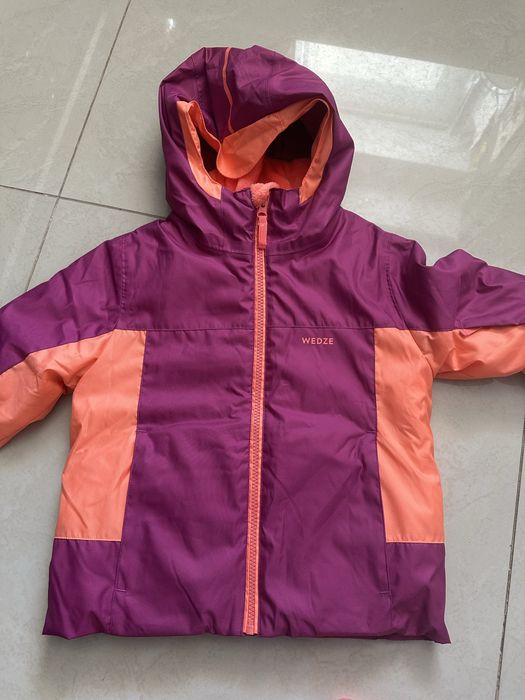 Куртка гірськолижна wedze. В ідеальному стані . 3-4 роки