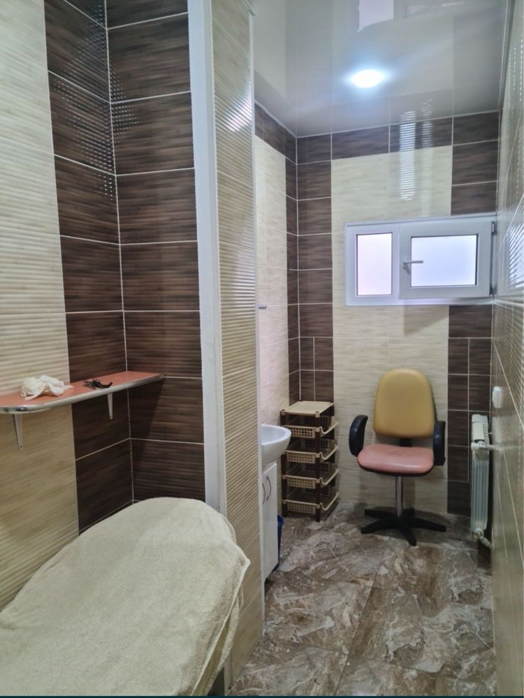 Здам кабінет в салоні краси.