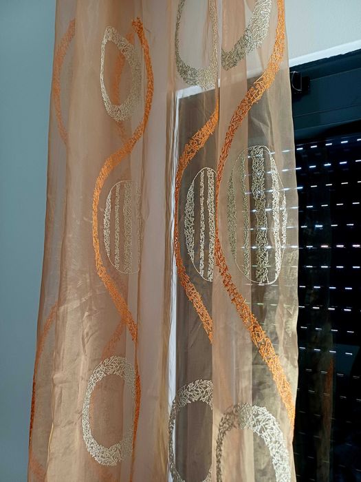 Conjunto de 2 cortinados em tom laranja