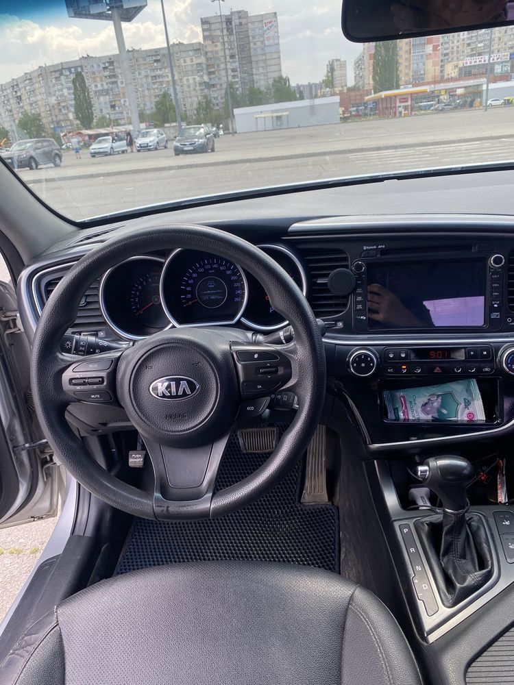 Продам kia k5 (optima)