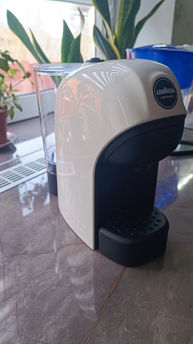 Кавоварка капсульна Lavazza a Modo Mio Tiny