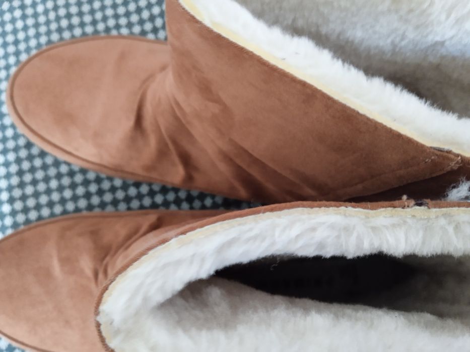 Nowe botki damskie w rozmiarze 38