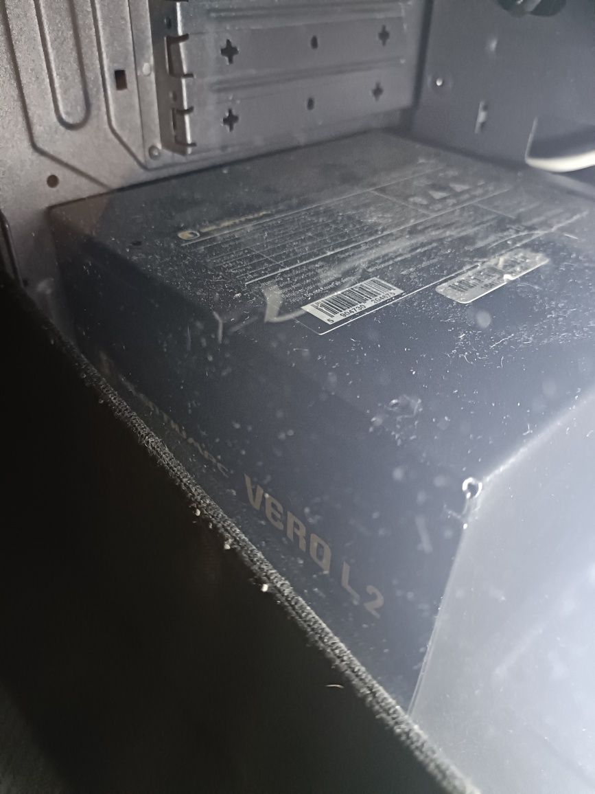 Sprzedam komputer plus monitor