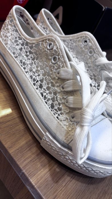 Tenis Sapatilhas brancas 38