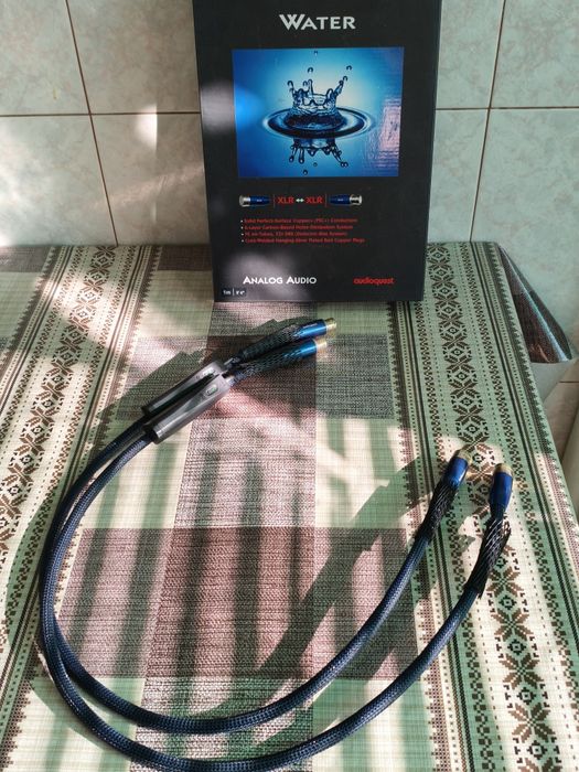 Audioquest Water XLR (2 * 1 m) топовый межблочный кабель