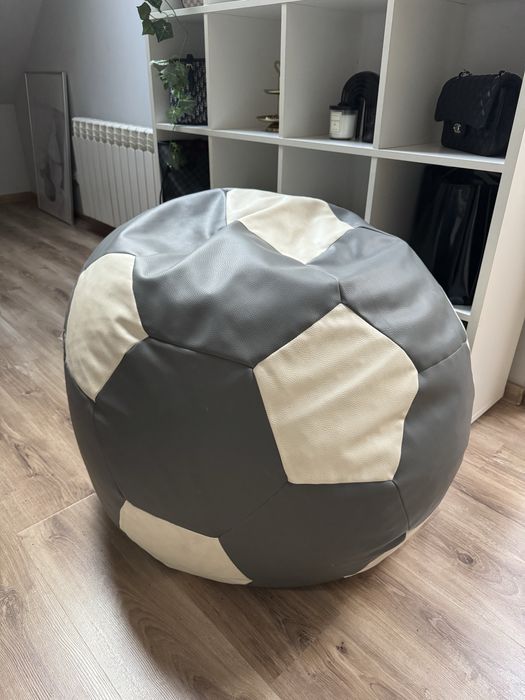 pufa piłka szaro-biała