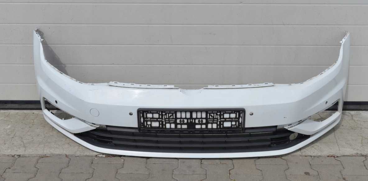 Бампер передній  Volkswagen Golf VII-B5K L041 L0K1 LB7R A1X