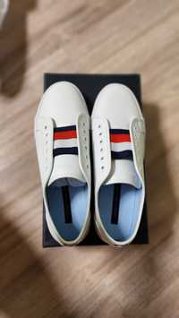 Кеды Tommy  Hilfiger.