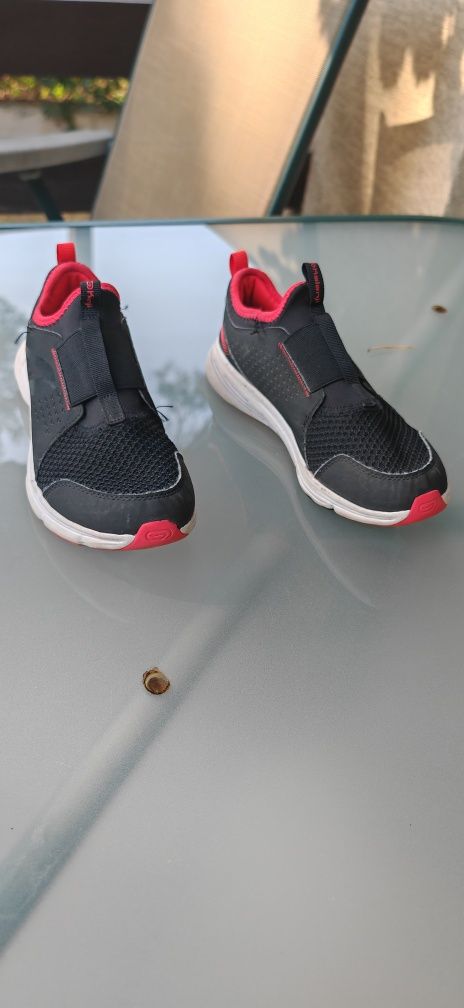 Buty sportowe Kalenji z Decathlon jak nowe roz 38 wciągane bez sznurów