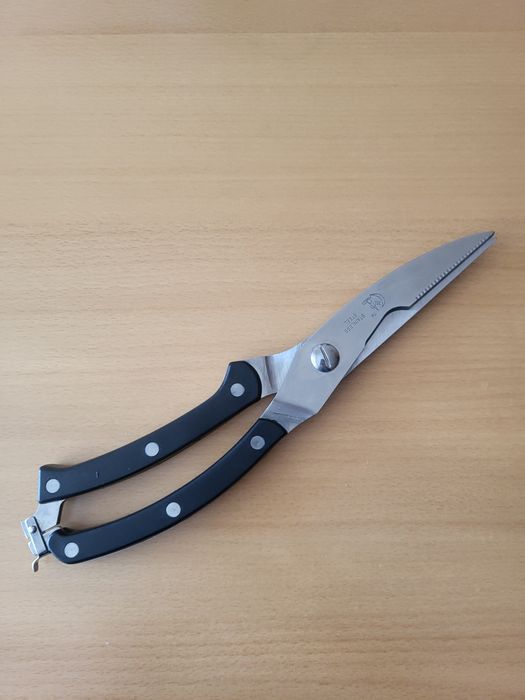 Nożyce kuchenne do cięcia drobiu