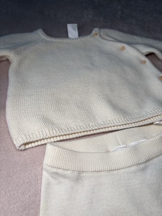 Вʼязаний костюм молочного кольору 68р