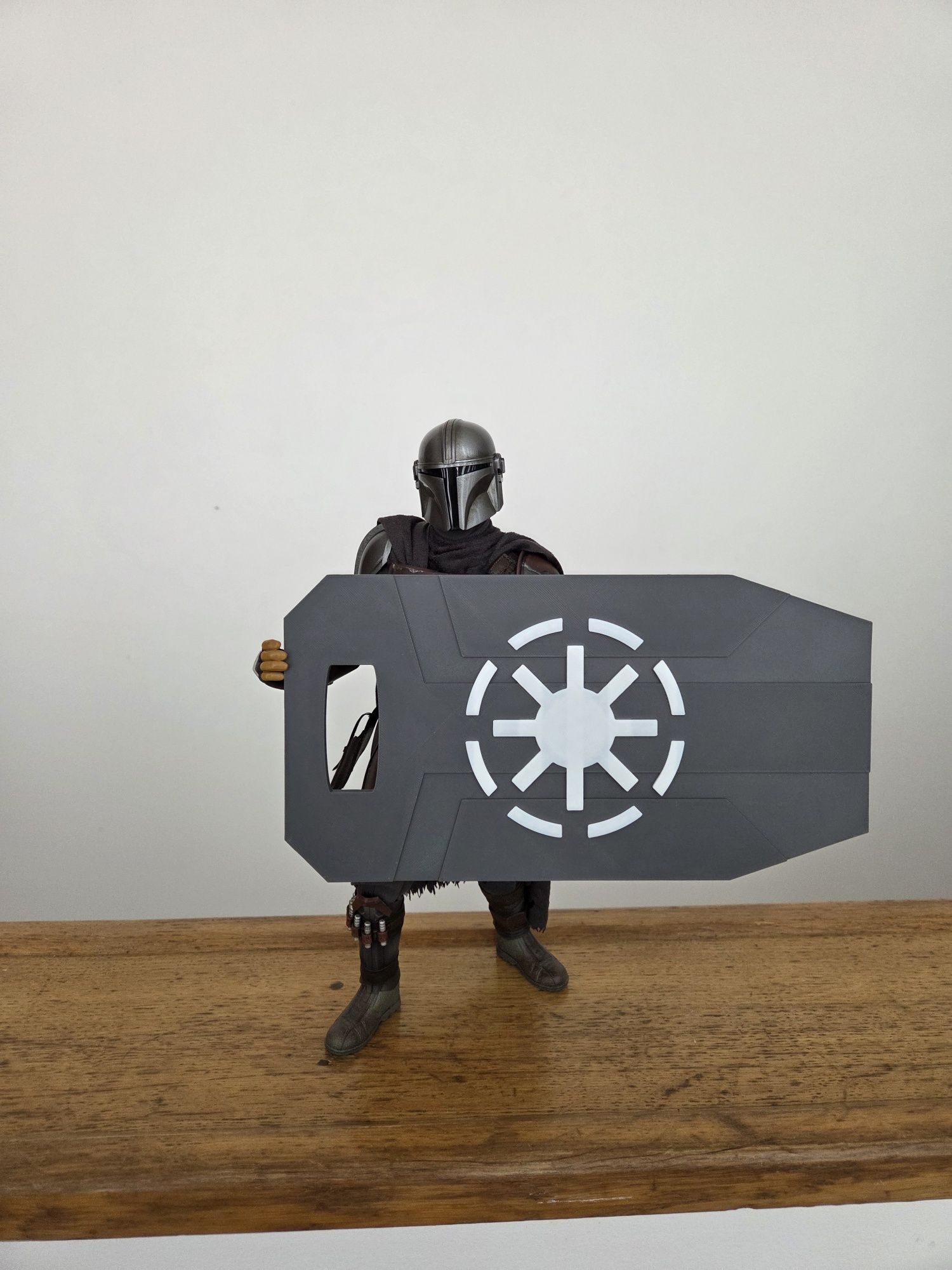 Hot toys M3 Bulwark shield clone trooper