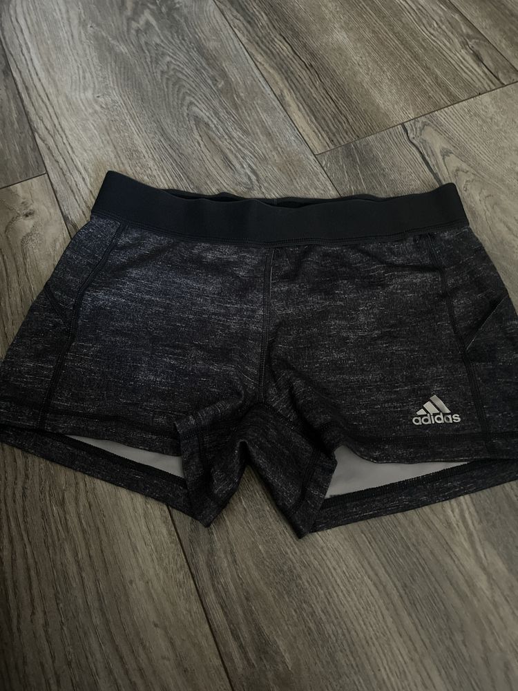 Шорты Adidas женские