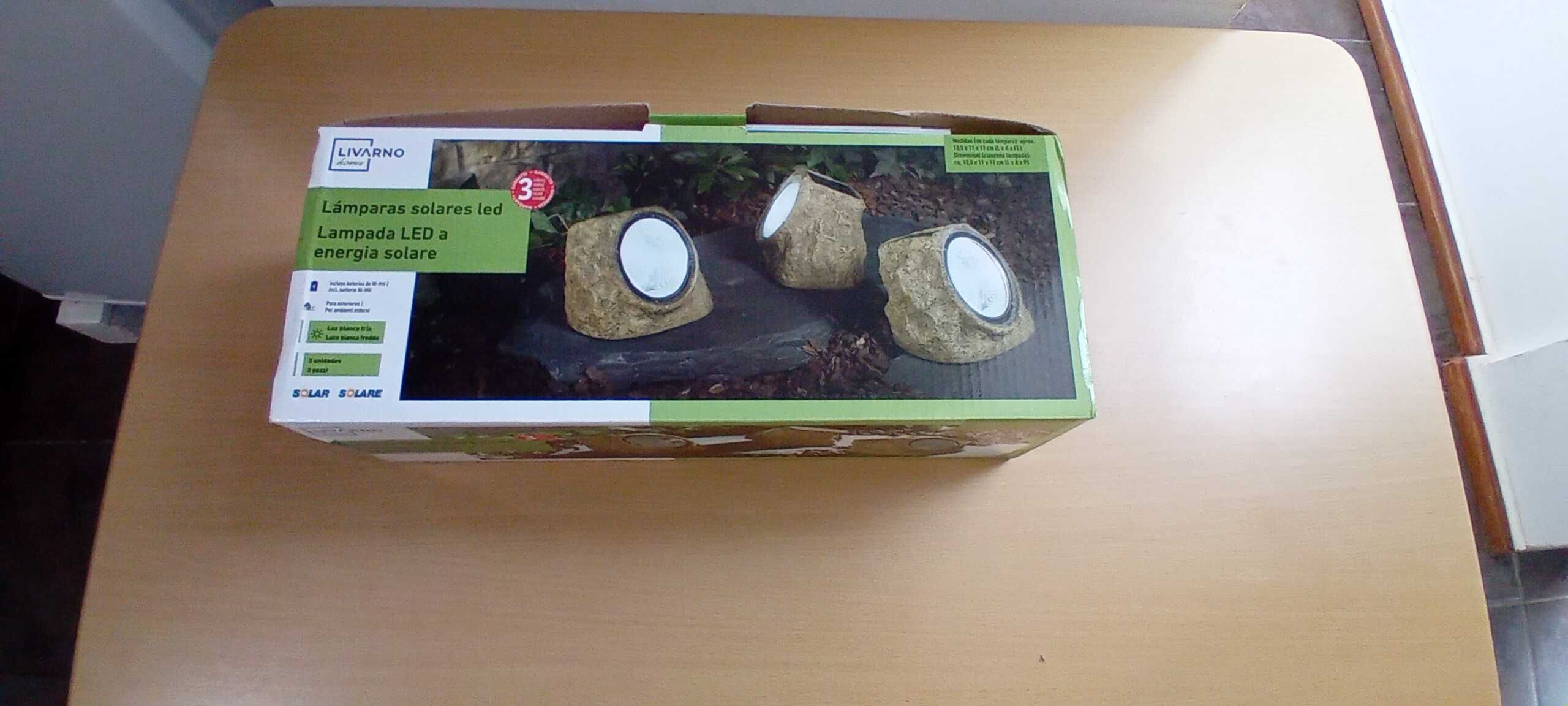 Lâmpadas solares para jardim