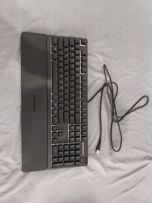 SteelSeries Apex 3 stan bardzo dobry