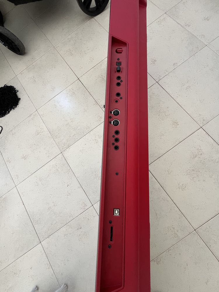 Piano korg kross