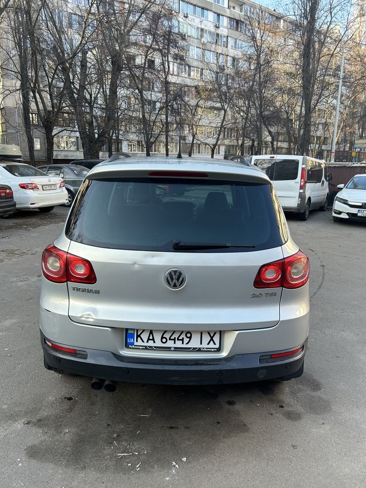 Volkswagen Tiguan 2.0 TSI