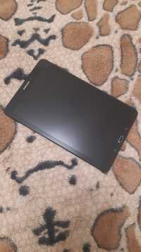 Планшет Samsung Galaxy Tab E з коробкою