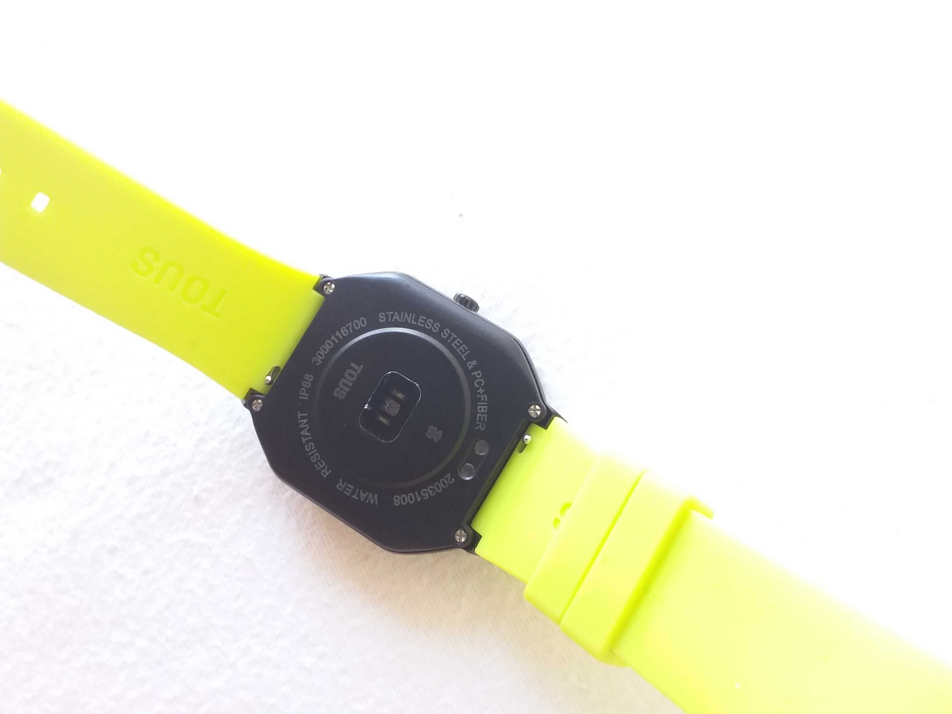 Relógio smartwatch, marca Tous, coleção B-connect, novo com garantia