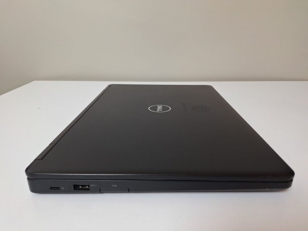 Ноутбук DELL Latitude 5480 і5/16/256