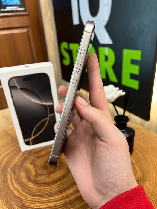 iPhone 16 Pro 256 Gb Desert Gold Neverlock