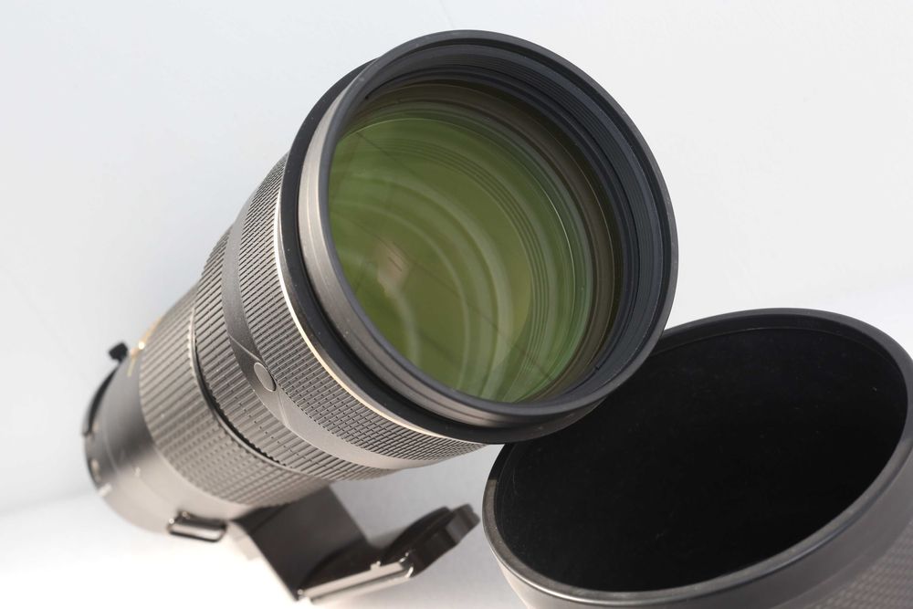 Телеоб'єктив Nikon AF-S Nikkor 200-400mm f4 G ED VR