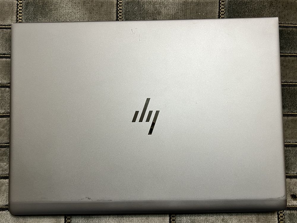 HP Elite Book intel i7 840 G5