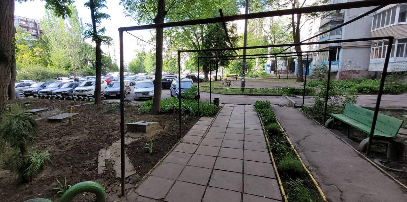 Оренда 1-но кв, центр Бабурки, "Універсам"