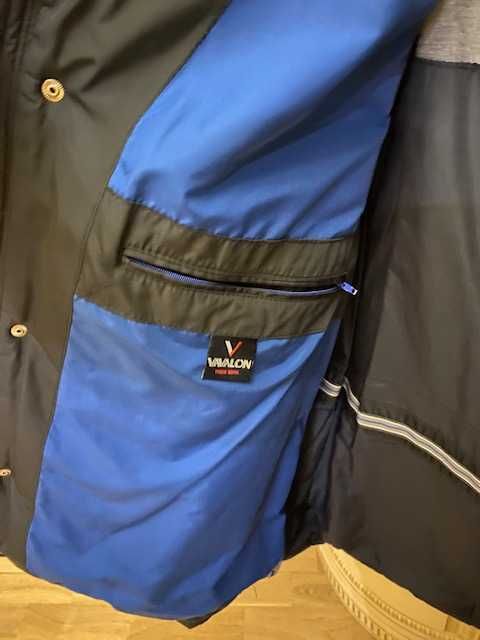 Куртку чоловічу 56р. б/у продам недорого!