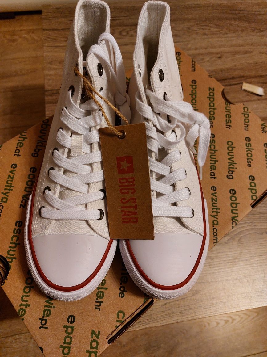 Buty trampki damskie