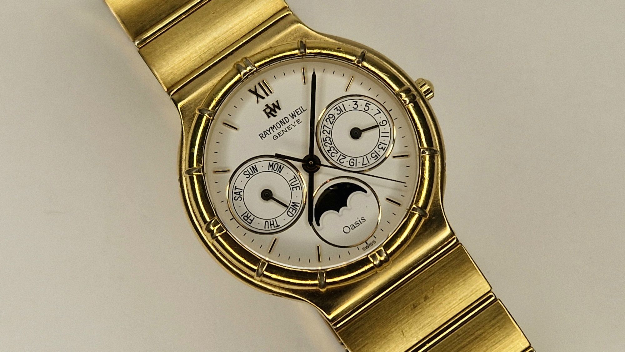 Raymond Weil "Oasis" Chronograph – klasyka w złoconym wydaniu