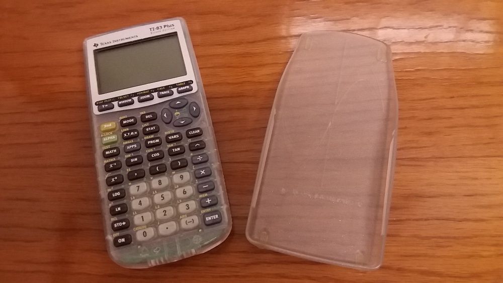 Calculadora Gráfica TI-83 Plus Silver Edition (5 x Mais Memória)