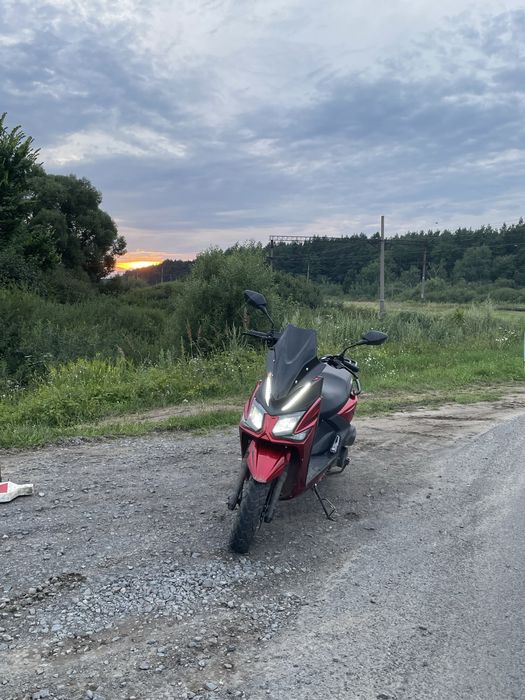 Скутер Spark SP150S-19BN