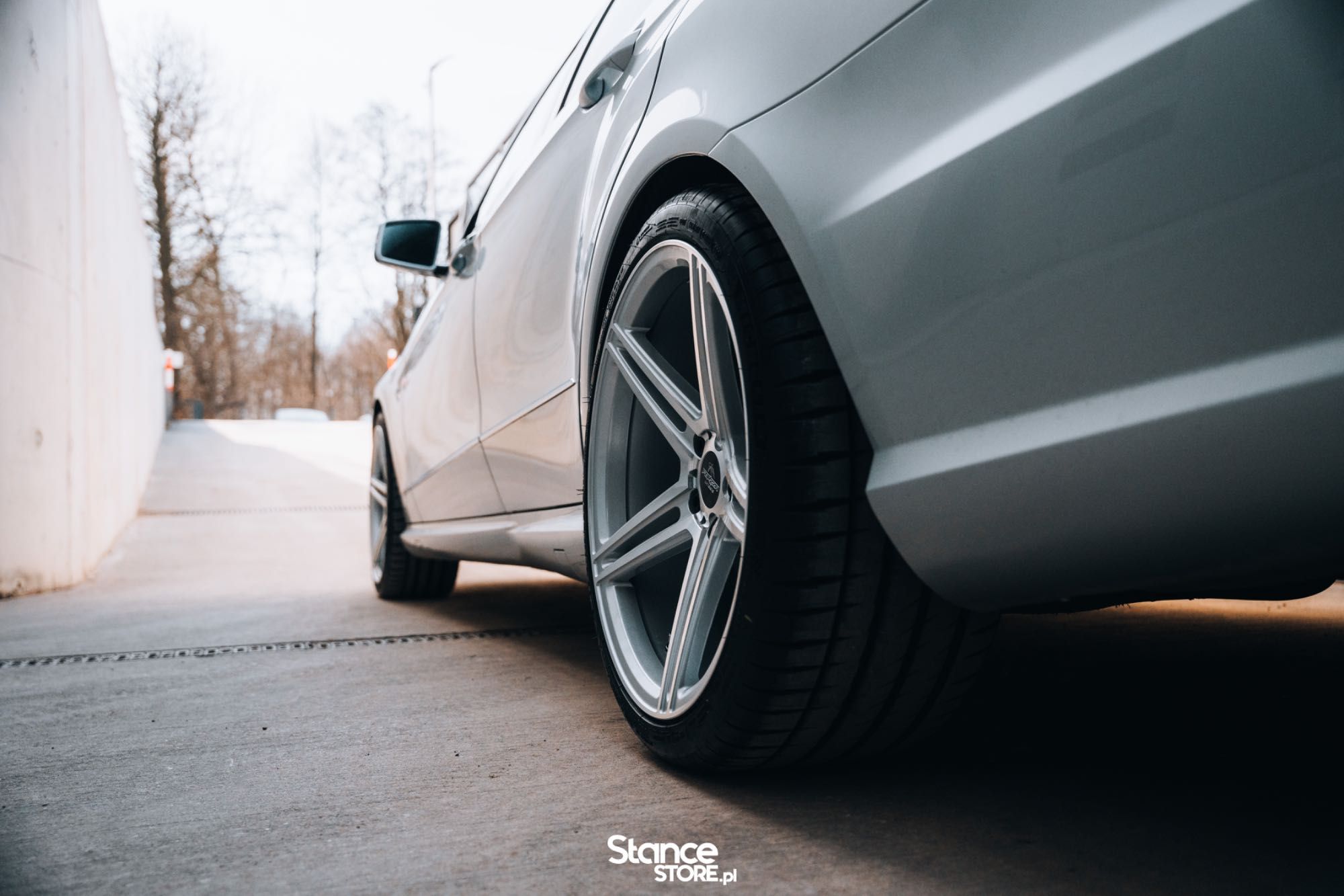 Nowe Felgi Aluminiowe FORZZA BOSAN 19 cali - Mercedes W211 W212 CLS E