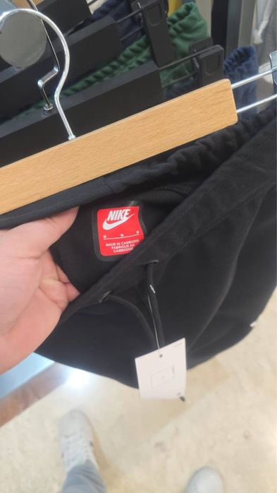 Мужские шорты Nike Tech Fleece шорты найк теч флис