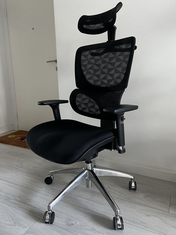 Krzesło biurowe ergonomiczne ErgoNew S1A. Gwarancja do maja 2026