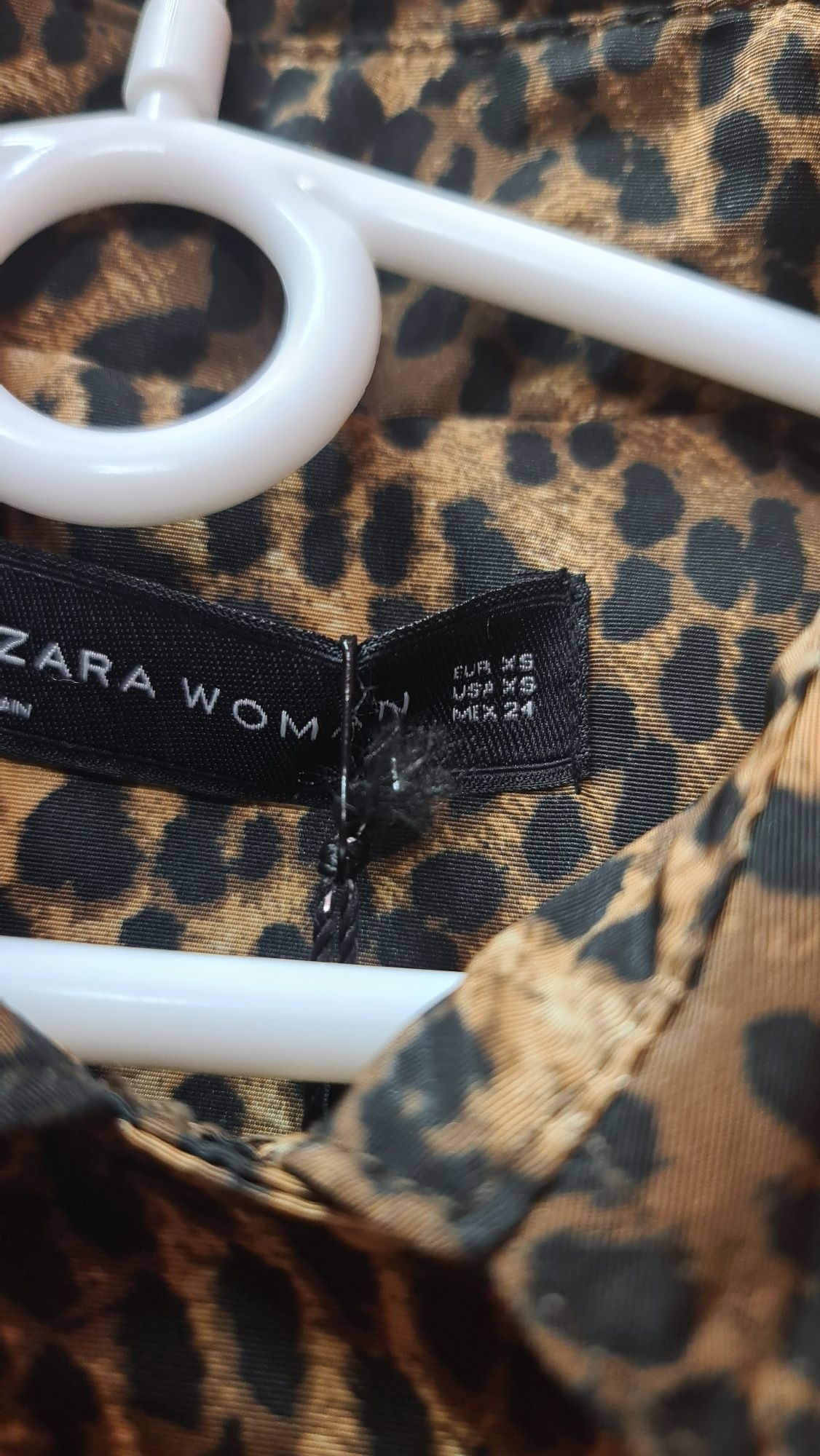 Леопардовий плащ zara