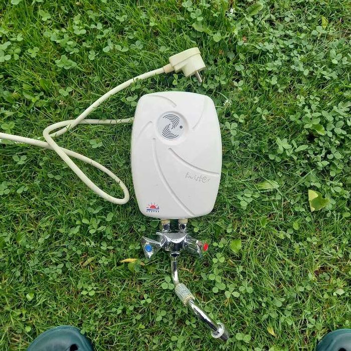 Ogrzewacz przepływowy Kospel Twister EPS - 3.5 - niesprawny