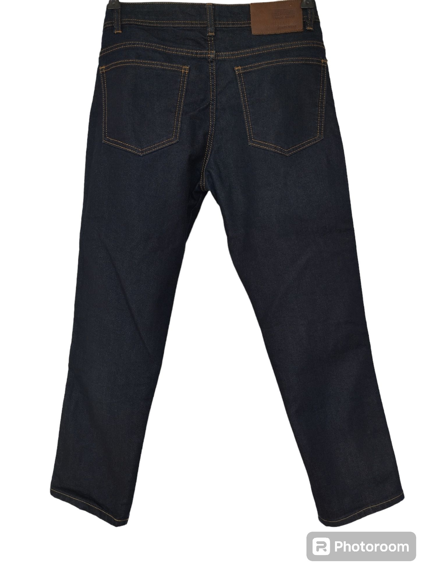 Spodnie jeans Artistamania W30