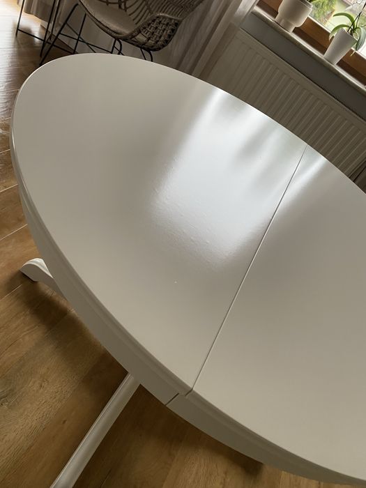 bialy stol ikea okragly owalny